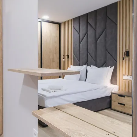 Ldv 13 Free Private Parking