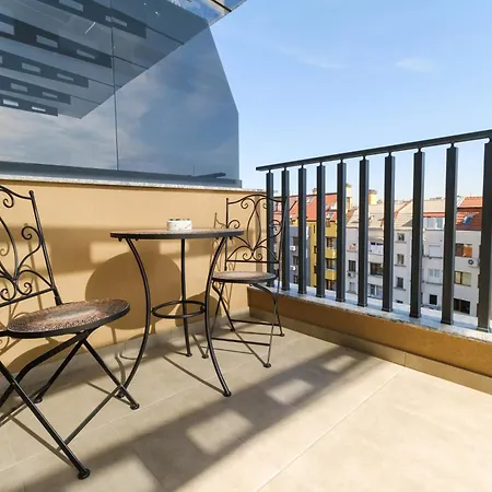 Ldv 13 Free Private Parking Apartmán *